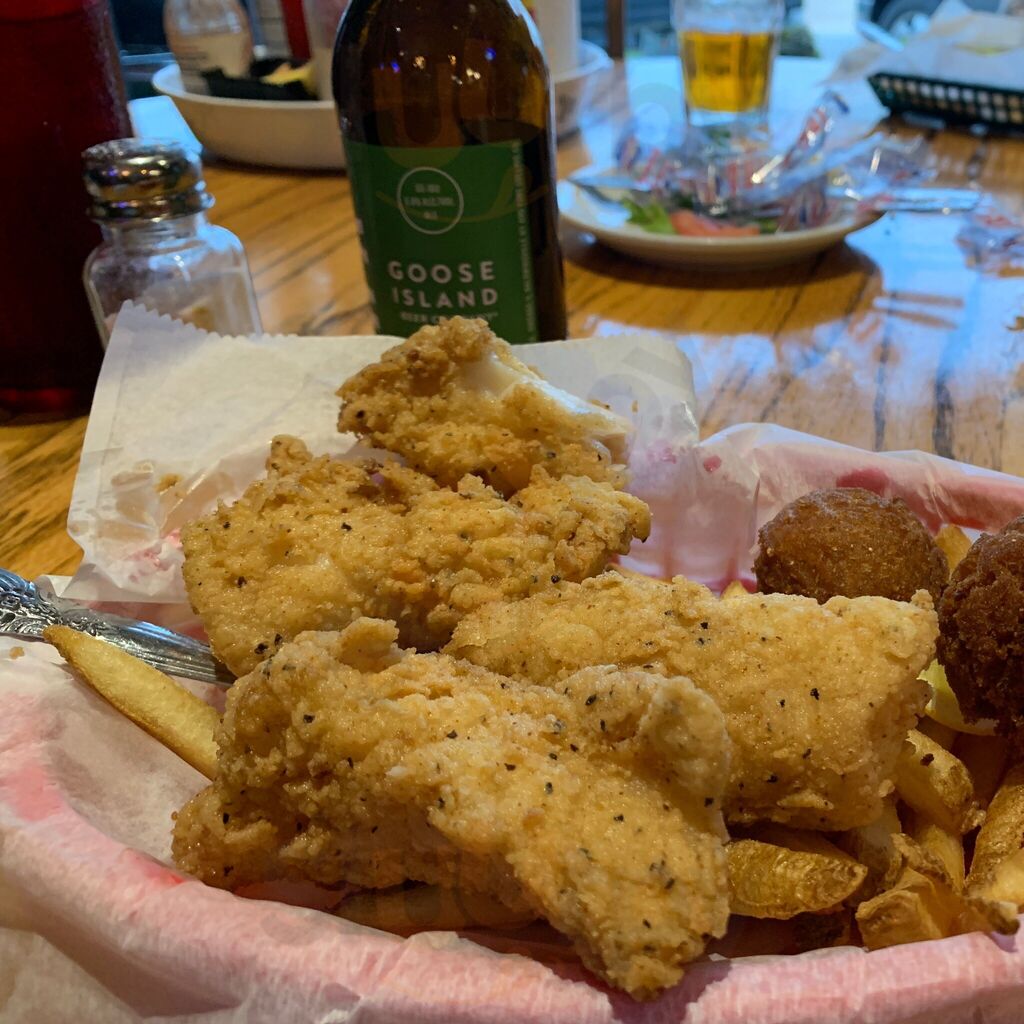 Hole In The Wall Seafood