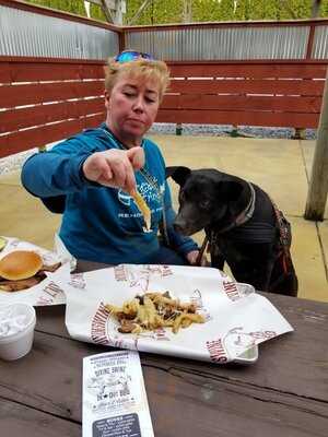 Divine Swine In-out Bbq