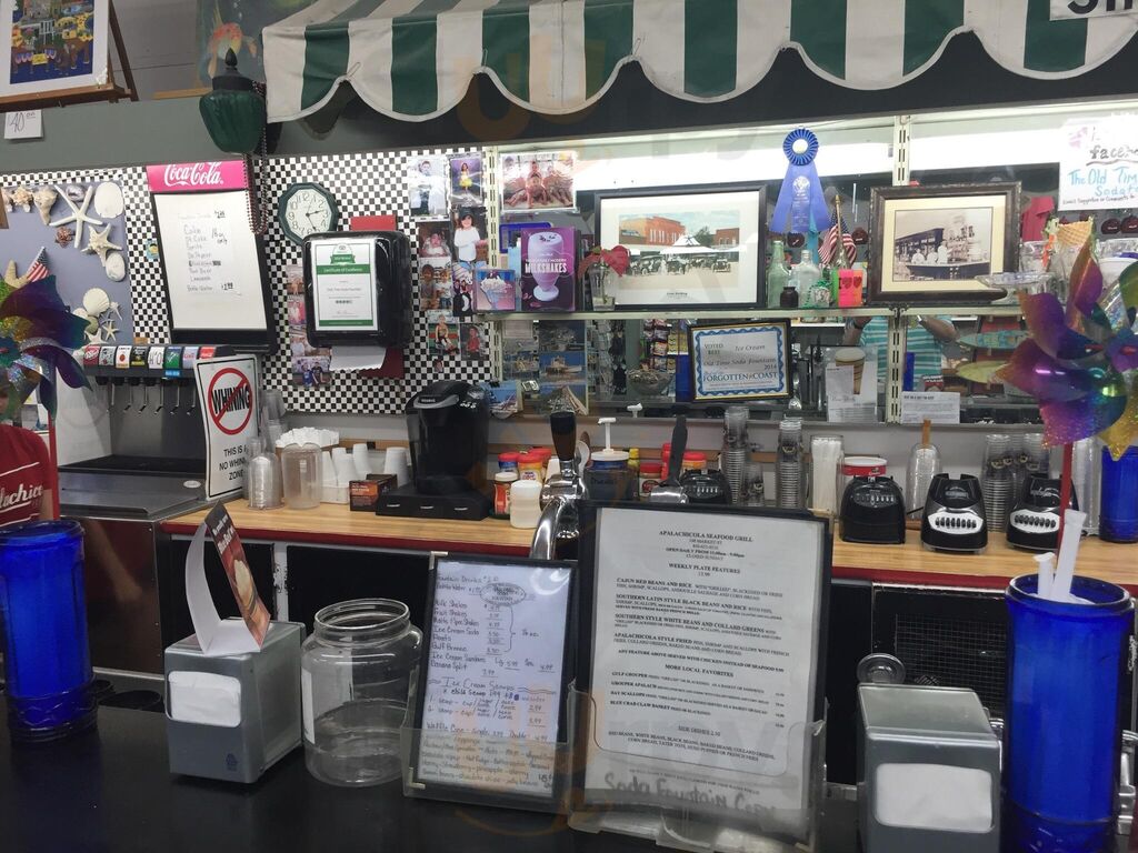 Olde Time Soda Fountain