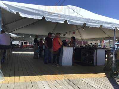 Schooner Landing Restaurant