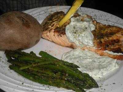 The In-between Restaurant