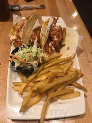 Applebee's Grill + Bar