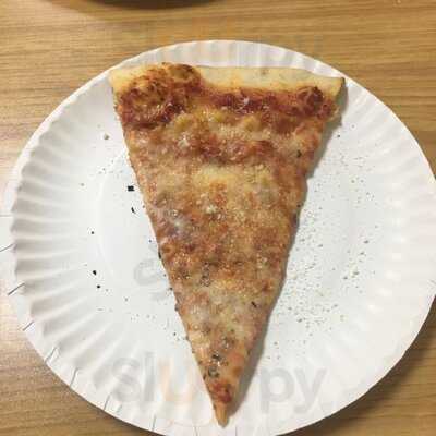 Stromboli's Ny Pizzeria