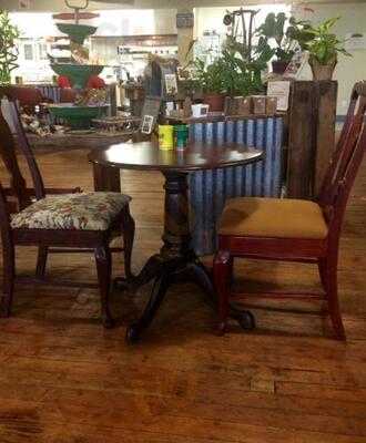 Ridge Top Cafe And Coffee Barn