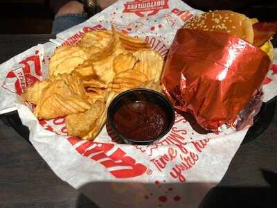 Red Robin Gourmet Burgers