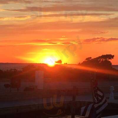 Whalehouse Point Restaurant