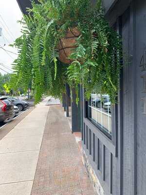 Bull & Bear Roadhouse