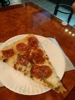 Guarino's Pizza Pasta Restaurant