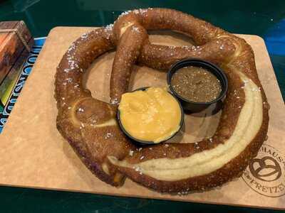 Gator's Dockside Windermere