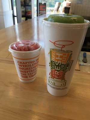 Tropical Smoothie Cafe
