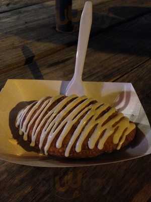 Whole Lotta Empanada
