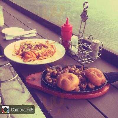 Turk Lake Restaurant & Bar