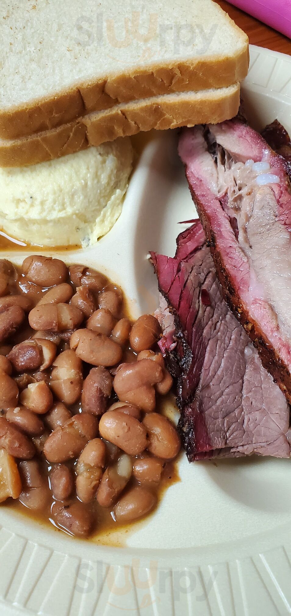 Dj's Bar B Que