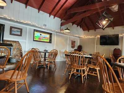 Frankie's By The Tracks