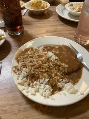 Cole's Corner Restaurant And Catering