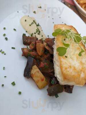 Trama's At One Willow