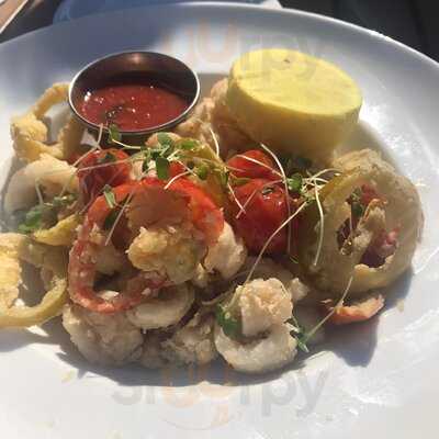 Trama's At One Willow