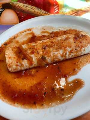 El Azteca Mexican Restaurant