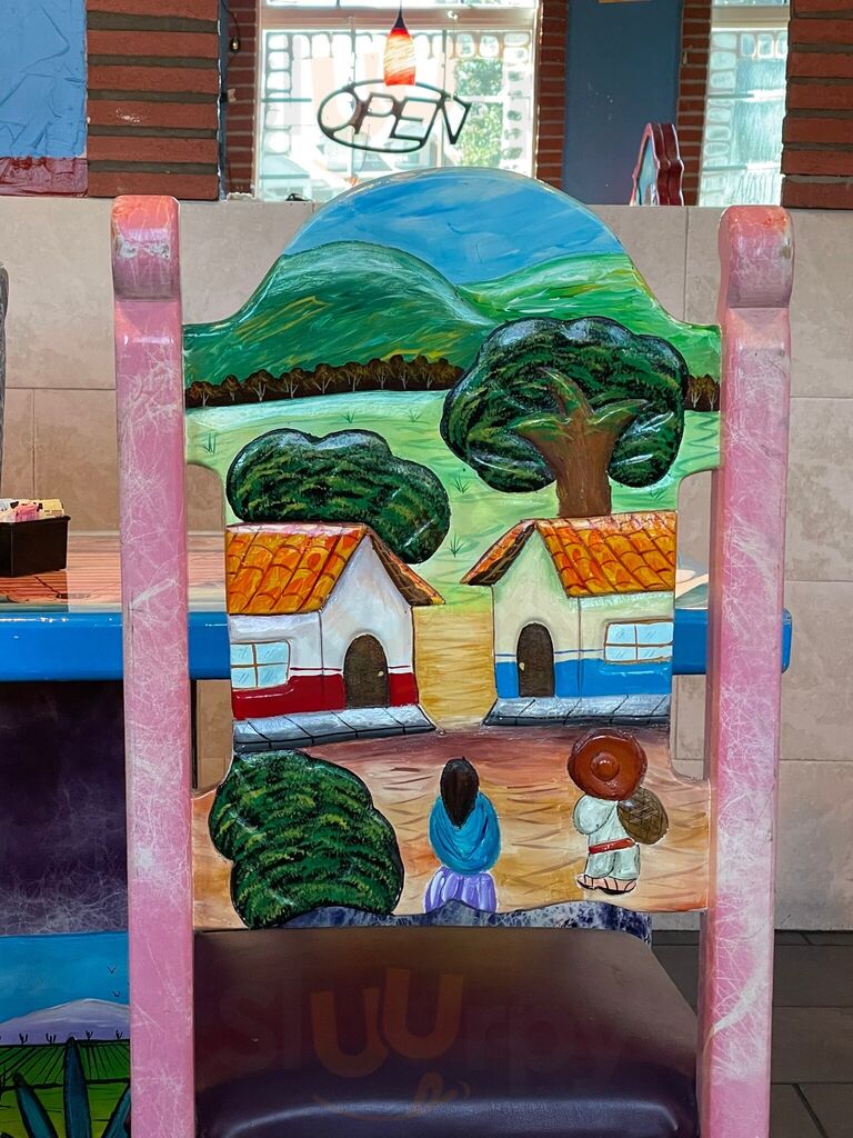El Azteca Mexican Restaurant