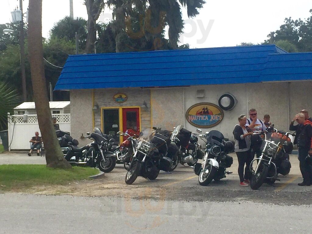 Nautica Joe's Cafe