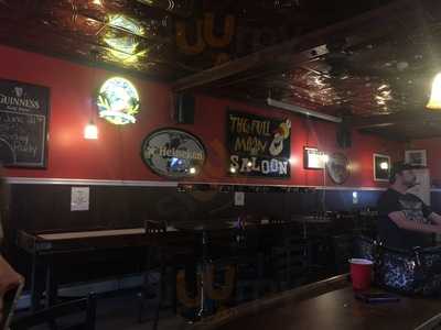 Trackside Bar & Grill