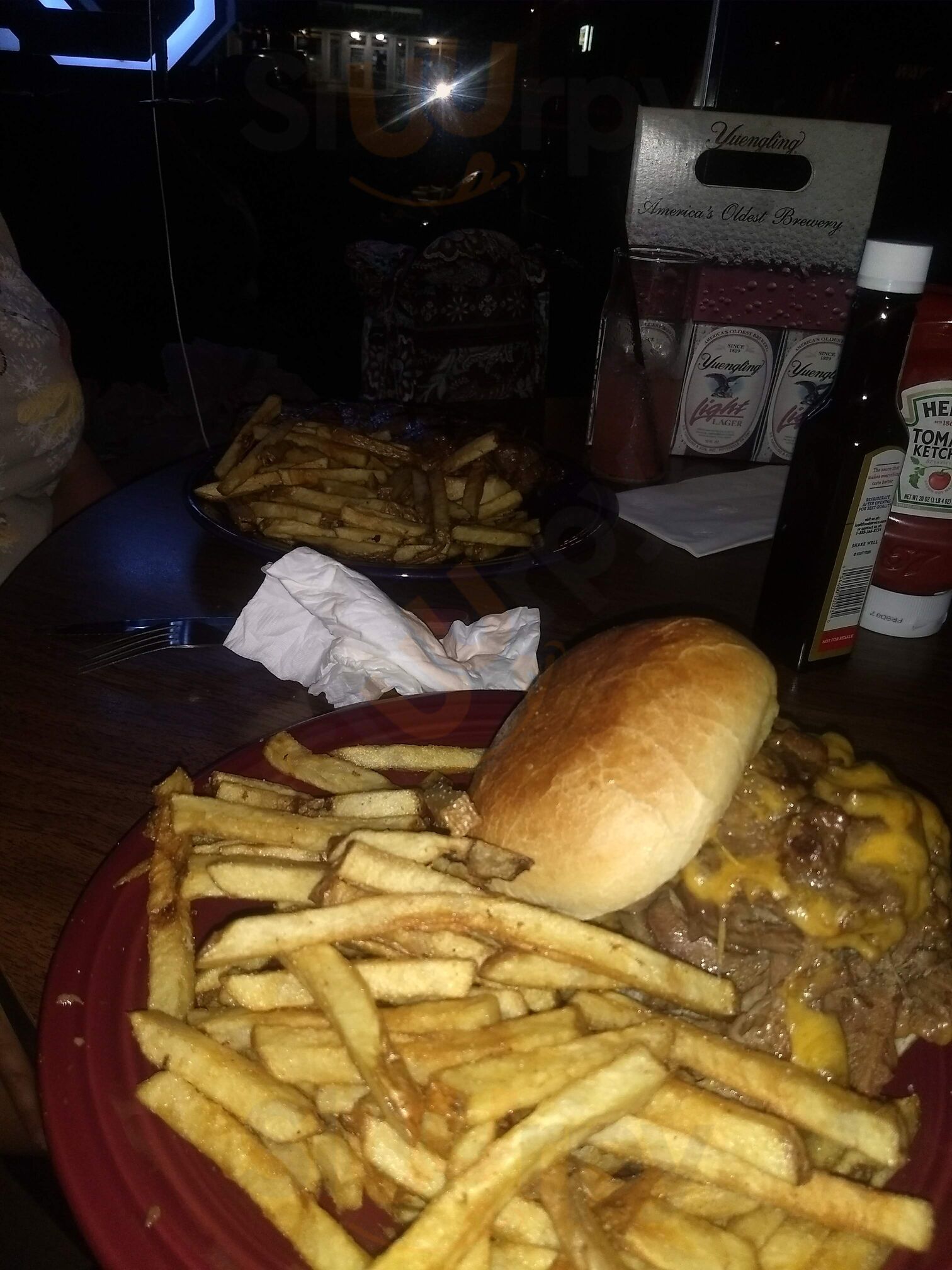 Marino's Bar & Grill