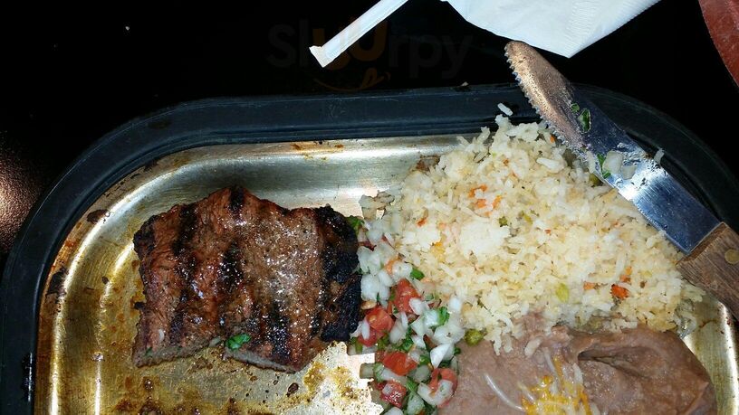 El Mariachi Mexican Grill