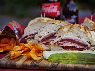 Briarcliff Market & Deli