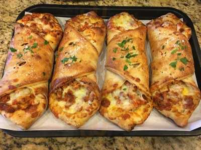 Mamma Larosa Pizza And Restaurant