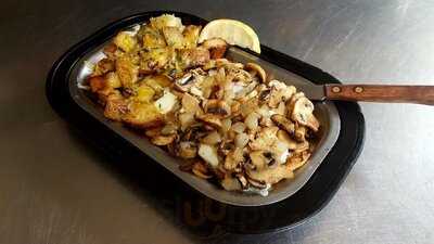 Hilliards Corner Lounge