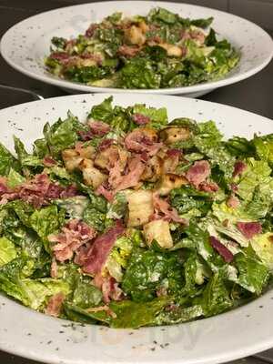 Little Italy Restaurant And Pizzeria