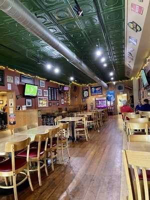 Courthouse Pub & Grill