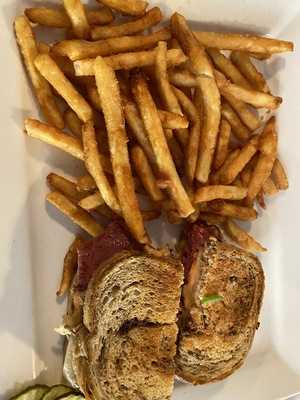 Jeffrey's Pub And Grub