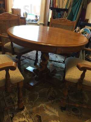 Corner Cottage/carthage Creamery