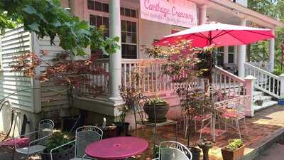 Corner Cottage/carthage Creamery