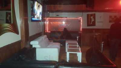 Clippers Ii Restaurant & Bar