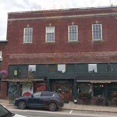 Newport Natural Market And Cafe