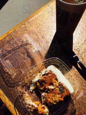 Newport Natural Market And Cafe