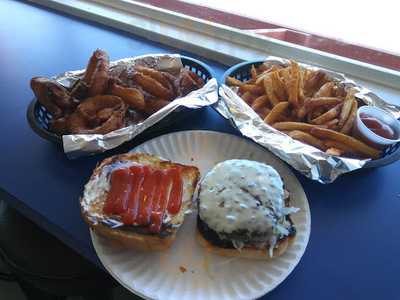 Sue's Little Pizza Shop