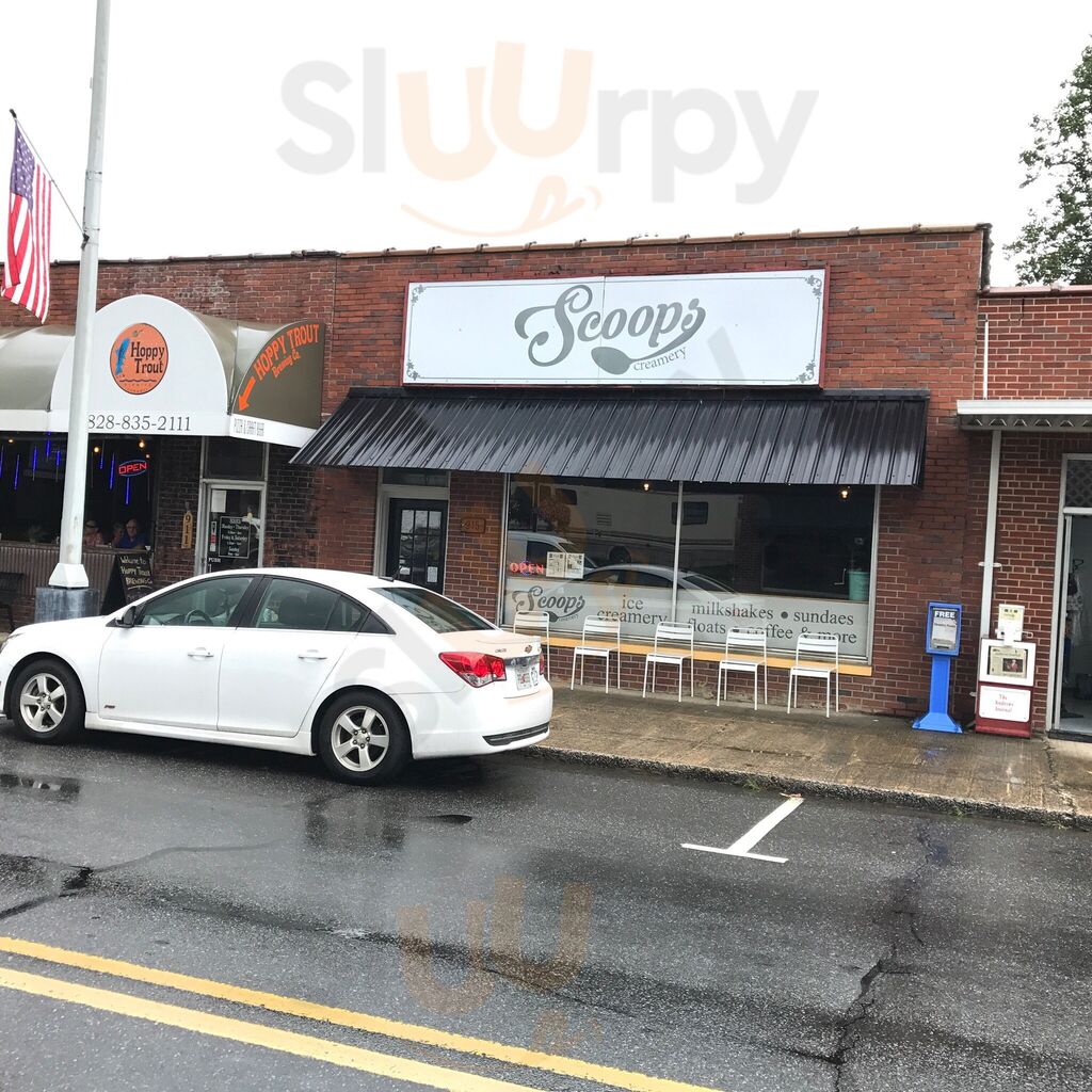 Scoops Creamery
