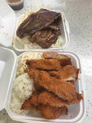 Laie Shopping Center