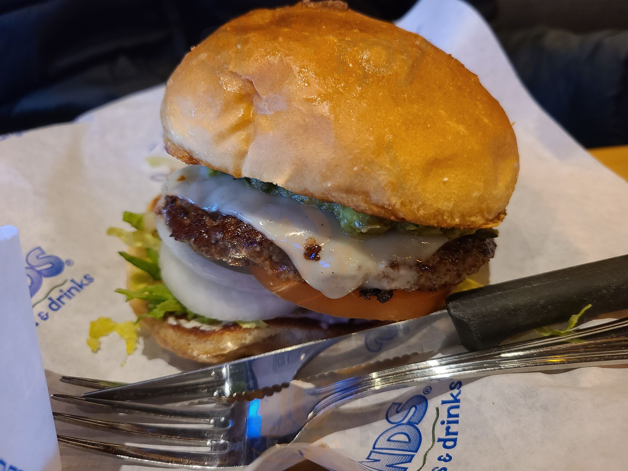 Islands Fine Burgers And Drinks