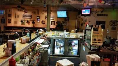 Hot Shots Tavern