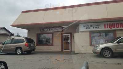 Nico's Pizza & Grinders