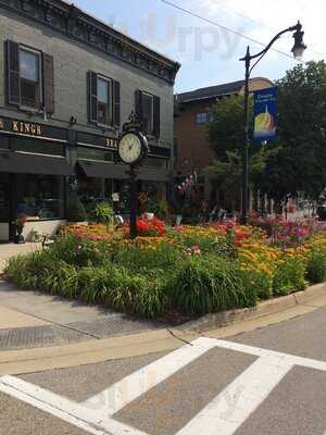 Respite Cappuccino Court