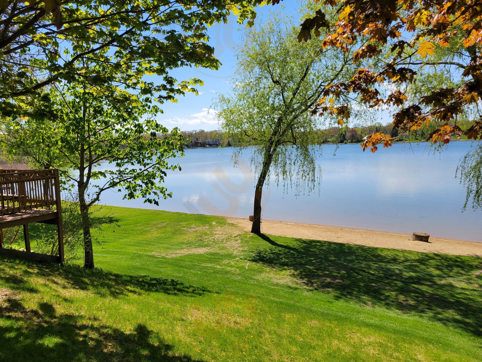 Fourth Lake Resort Bar & Grill