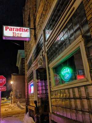 Paradise Bar And Grill
