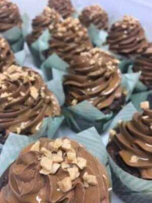 Courtyard Cafe' On Main