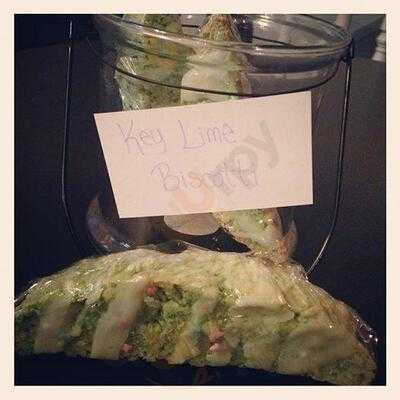 Courtyard Cafe' On Main