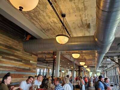 Journeyman Distillery